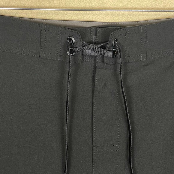 Prana Swim Trunk Mens 40 Black Drawstring Waist Zip Pocket High Rise UPF50+ - Picture 2 of 12